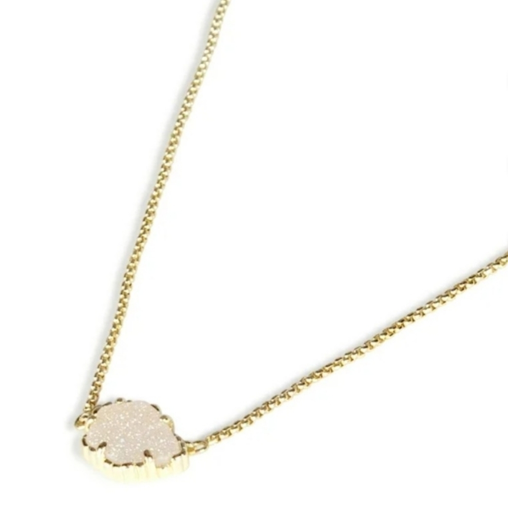 KENDRA SCOTT  Tess Pendant Necklace  Irredescent Druzy Gold Plates